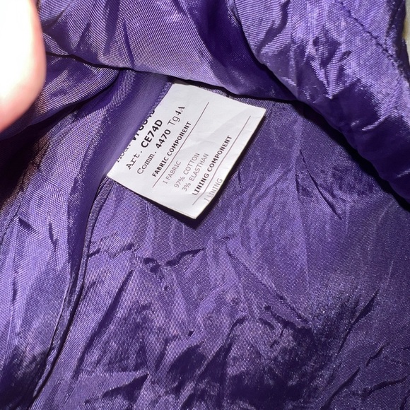 Versace girls skirt - Picture 3 of 4